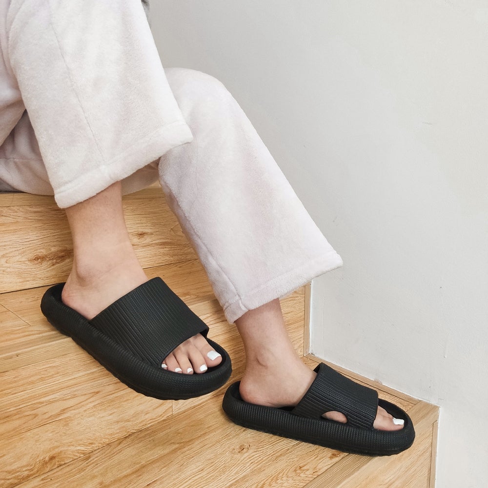 Premium Comfort Slide Slippers with Cushioned Sole | Zenwalk